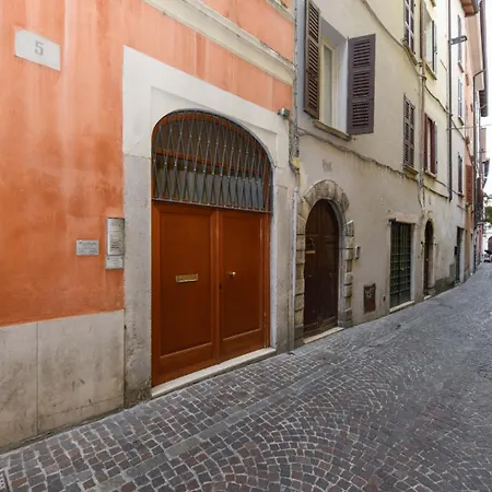 Loggia Apartment Brescia